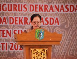Ny. Hermina Bala Kukuhkan Pengurus Dekranasda Sintang 2025–2030: Dorong Kebangkitan Kriya dan Kerajinan Lokal