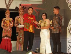 Gunung Kelam Raih Penghargaan Destinasi Unik di API Awards IX Tahun 2025