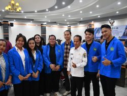 Bupati Sintang Minta Mahasiswa PLP Jadi Guru yang Disukai dan Diteladani Siswa